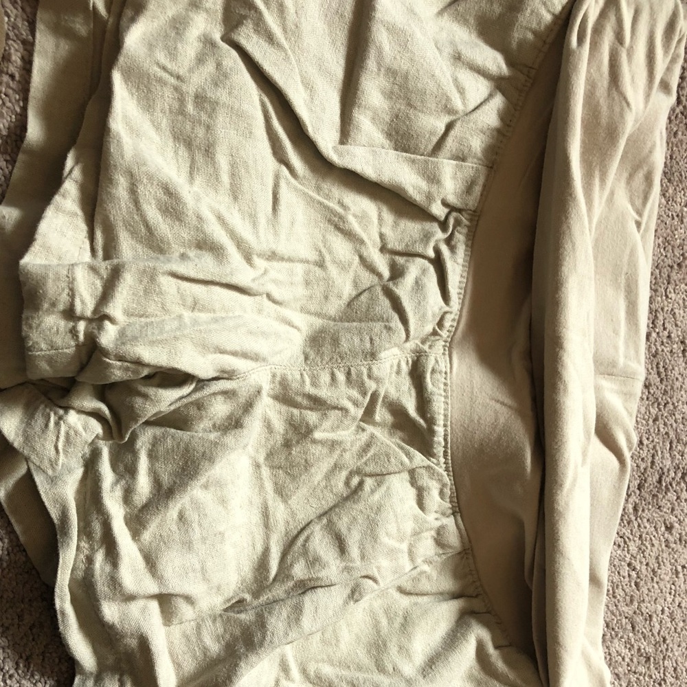 Old Navy Linen Maternity Shorts - Worn Once